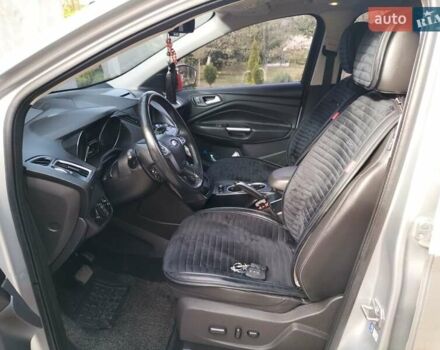 Серый Форд Куга, объемом двигателя 2 л и пробегом 107 тыс. км за 15000 $, фото 43 на Automoto.ua