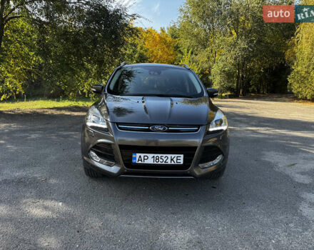 Серый Форд Куга, объемом двигателя 2 л и пробегом 117 тыс. км за 14800 $, фото 1 на Automoto.ua