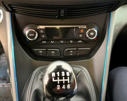 Серый Форд Куга, объемом двигателя 2 л и пробегом 192 тыс. км за 12500 $, фото 6 на Automoto.ua