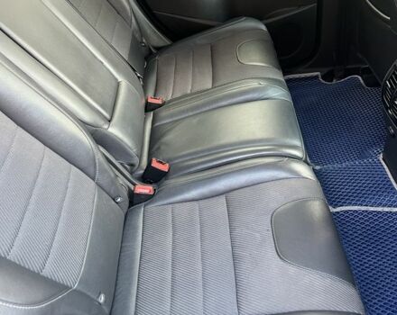 Серый Форд Куга, объемом двигателя 2 л и пробегом 199 тыс. км за 13000 $, фото 10 на Automoto.ua