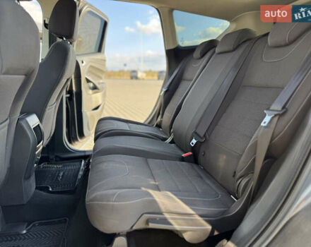 Форд Куга 2015 в Николаеве на Automoto.ua Серый Форд Куга, объемом двигателя 2 л и пробегом 174 тыс. км за 12900 $, фото 29 на Automoto.ua