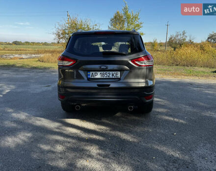 Серый Форд Куга, объемом двигателя 2 л и пробегом 117 тыс. км за 14800 $, фото 6 на Automoto.ua