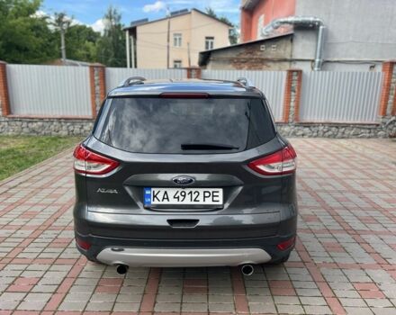 Серый Форд Куга, объемом двигателя 2 л и пробегом 199 тыс. км за 13000 $, фото 4 на Automoto.ua