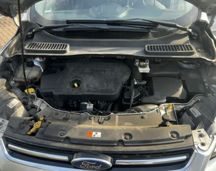 Серый Форд Куга, объемом двигателя 2 л и пробегом 163 тыс. км за 12679 $, фото 2 на Automoto.ua