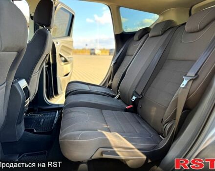 Серый Форд Куга, объемом двигателя 2 л и пробегом 174 тыс. км за 12500 $, фото 11 на Automoto.ua