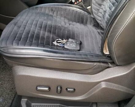 Серый Форд Куга, объемом двигателя 2 л и пробегом 107 тыс. км за 15000 $, фото 44 на Automoto.ua