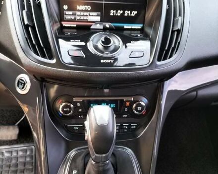 Серый Форд Куга, объемом двигателя 2 л и пробегом 107 тыс. км за 15000 $, фото 16 на Automoto.ua