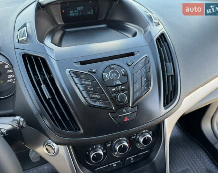 Форд Куга 2015 в Николаеве на Automoto.ua Серый Форд Куга, объемом двигателя 2 л и пробегом 174 тыс. км за 12900 $, фото 21 на Automoto.ua