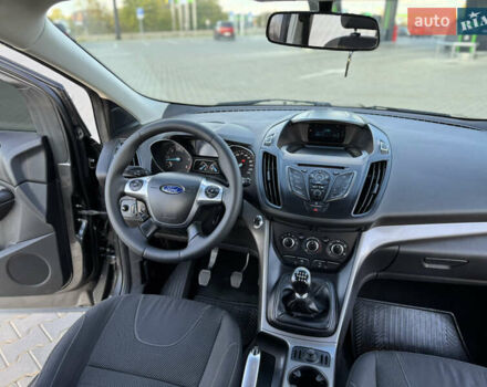 Форд Куга 2015 в Николаеве на Automoto.ua Серый Форд Куга, объемом двигателя 2 л и пробегом 174 тыс. км за 12900 $, фото 26 на Automoto.ua