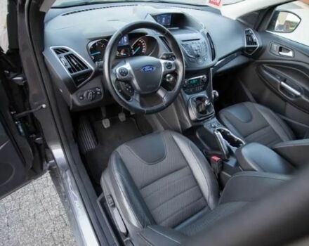 Серый Форд Куга, объемом двигателя 2 л и пробегом 170 тыс. км за 9100 $, фото 16 на Automoto.ua