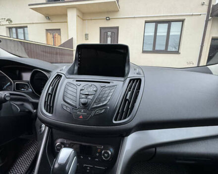 Сірий Форд Куга, об'ємом двигуна 2 л та пробігом 228 тис. км за 13950 $, фото 19 на Automoto.ua