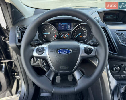 Форд Куга 2015 в Николаеве на Automoto.ua Серый Форд Куга, объемом двигателя 2 л и пробегом 174 тыс. км за 12900 $, фото 14 на Automoto.ua