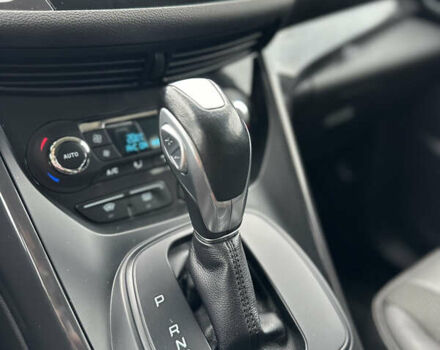 Форд Куга 2015 в Сарнах на Automoto.ua Серый Форд Куга, объемом двигателя 1.5 л и пробегом 180 тыс. км за 13800 $, фото 11 на Automoto.ua