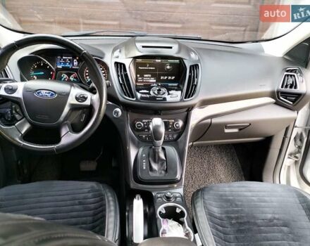 Серый Форд Куга, объемом двигателя 2 л и пробегом 107 тыс. км за 15000 $, фото 12 на Automoto.ua