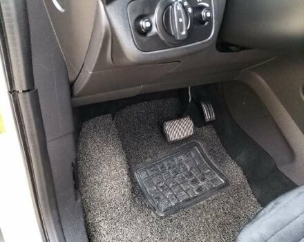 Серый Форд Куга, объемом двигателя 2 л и пробегом 107 тыс. км за 15000 $, фото 30 на Automoto.ua