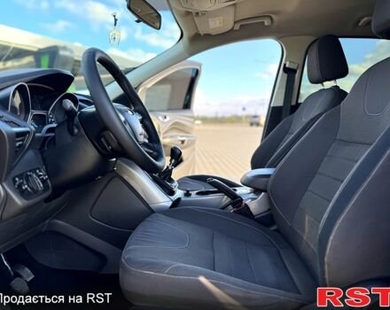 Серый Форд Куга, объемом двигателя 2 л и пробегом 174 тыс. км за 12500 $, фото 4 на Automoto.ua