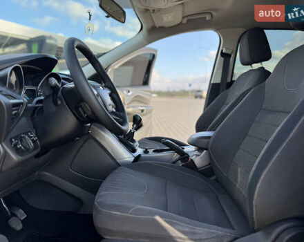 Форд Куга 2015 в Николаеве на Automoto.ua Серый Форд Куга, объемом двигателя 2 л и пробегом 174 тыс. км за 12900 $, фото 11 на Automoto.ua