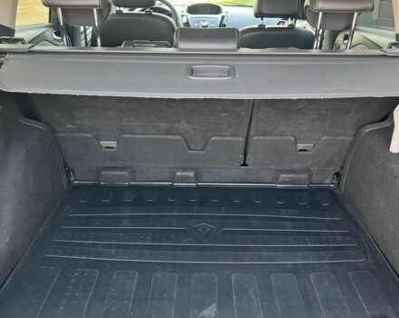 Серый Форд Куга, объемом двигателя 2 л и пробегом 199 тыс. км за 13000 $, фото 13 на Automoto.ua