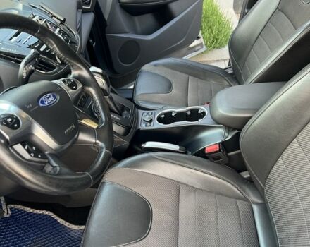 Серый Форд Куга, объемом двигателя 2 л и пробегом 199 тыс. км за 13000 $, фото 16 на Automoto.ua