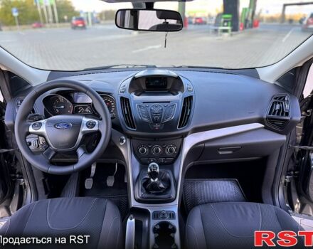 Серый Форд Куга, объемом двигателя 2 л и пробегом 174 тыс. км за 12500 $, фото 9 на Automoto.ua