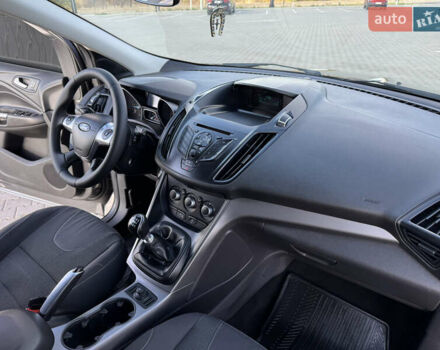 Форд Куга 2015 в Николаеве на Automoto.ua Серый Форд Куга, объемом двигателя 2 л и пробегом 174 тыс. км за 12900 $, фото 24 на Automoto.ua