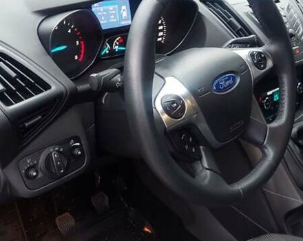 Серый Форд Куга, объемом двигателя 2 л и пробегом 130 тыс. км за 14850 $, фото 36 на Automoto.ua