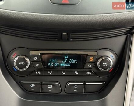 Серый Форд Куга, объемом двигателя 2 л и пробегом 130 тыс. км за 14800 $, фото 49 на Automoto.ua