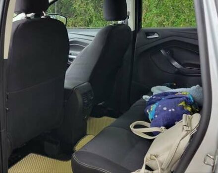 Сірий Форд Куга, об'ємом двигуна 2 л та пробігом 187 тис. км за 13399 $, фото 7 на Automoto.ua