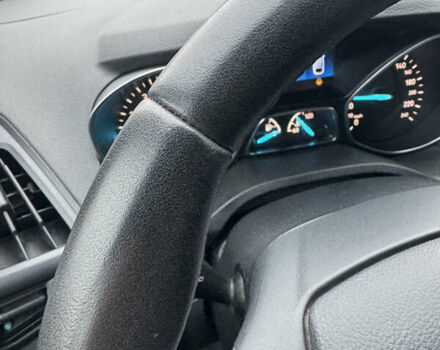 Серый Форд Куга, объемом двигателя 1.5 л и пробегом 94 тыс. км за 12800 $, фото 31 на Automoto.ua