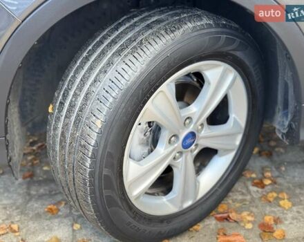 Серый Форд Куга, объемом двигателя 1.5 л и пробегом 180 тыс. км за 11800 $, фото 13 на Automoto.ua