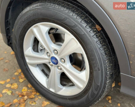 Серый Форд Куга, объемом двигателя 1.5 л и пробегом 181 тыс. км за 10800 $, фото 12 на Automoto.ua