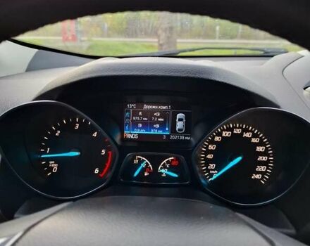 Серый Форд Куга, объемом двигателя 2 л и пробегом 202 тыс. км за 16400 $, фото 15 на Automoto.ua