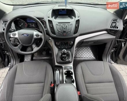 Серый Форд Куга, объемом двигателя 2 л и пробегом 130 тыс. км за 14800 $, фото 27 на Automoto.ua