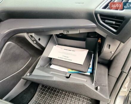 Серый Форд Куга, объемом двигателя 2 л и пробегом 140 тыс. км за 16500 $, фото 48 на Automoto.ua