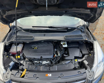 Сірий Форд Куга, об'ємом двигуна 1.5 л та пробігом 180 тис. км за 11300 $, фото 27 на Automoto.ua