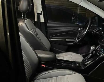 Сірий Форд Куга, об'ємом двигуна 2 л та пробігом 199 тис. км за 16300 $, фото 11 на Automoto.ua