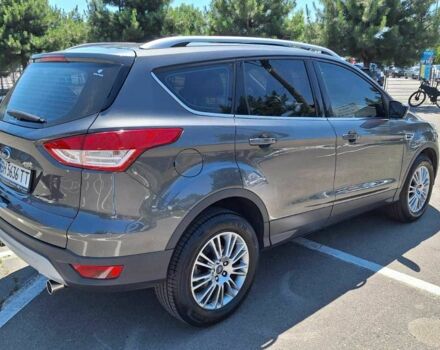 Серый Форд Куга, объемом двигателя 2 л и пробегом 145 тыс. км за 15700 $, фото 5 на Automoto.ua