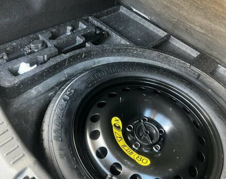 Сірий Форд Куга, об'ємом двигуна 2 л та пробігом 199 тис. км за 16300 $, фото 24 на Automoto.ua