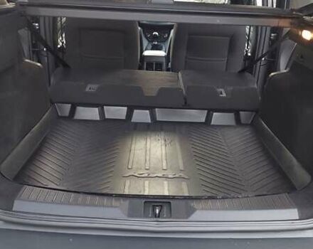 Серый Форд Куга, объемом двигателя 2 л и пробегом 130 тыс. км за 14850 $, фото 88 на Automoto.ua