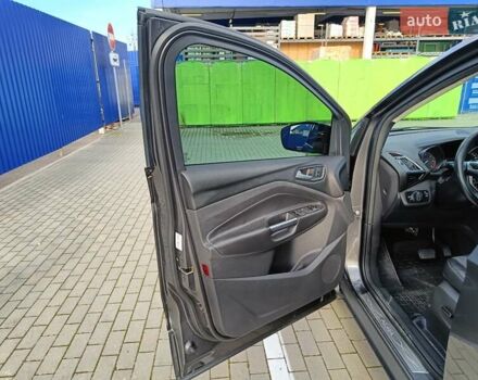 Серый Форд Куга, объемом двигателя 2 л и пробегом 140 тыс. км за 16500 $, фото 16 на Automoto.ua