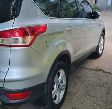 Сірий Форд Куга, об'ємом двигуна 2 л та пробігом 187 тис. км за 13399 $, фото 3 на Automoto.ua