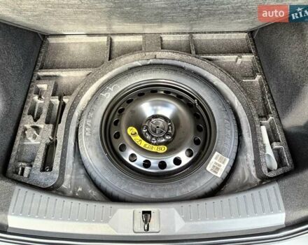 Серый Форд Куга, объемом двигателя 2 л и пробегом 140 тыс. км за 16500 $, фото 33 на Automoto.ua