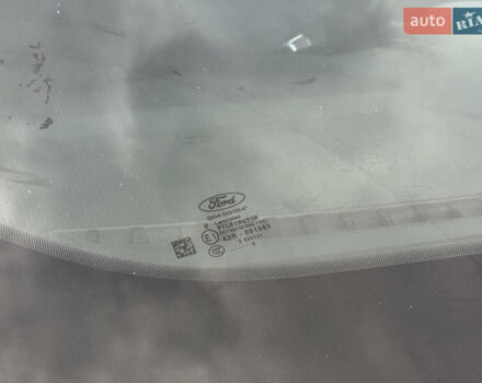 Сірий Форд Куга, об'ємом двигуна 1.5 л та пробігом 180 тис. км за 11300 $, фото 11 на Automoto.ua