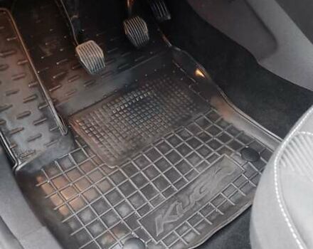 Серый Форд Куга, объемом двигателя 2 л и пробегом 130 тыс. км за 14850 $, фото 30 на Automoto.ua