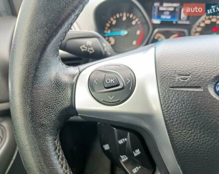 Серый Форд Куга, объемом двигателя 2 л и пробегом 140 тыс. км за 16500 $, фото 59 на Automoto.ua