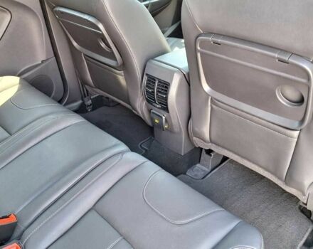 Серый Форд Куга, объемом двигателя 2 л и пробегом 145 тыс. км за 15700 $, фото 18 на Automoto.ua