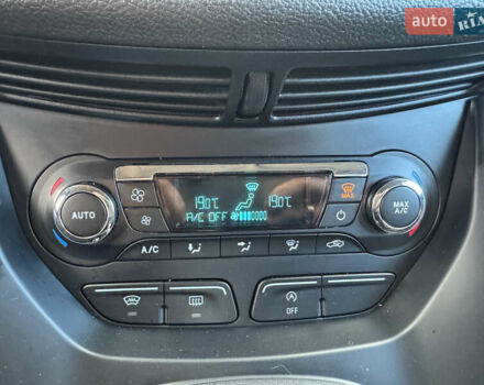 Сірий Форд Куга, об'ємом двигуна 1.5 л та пробігом 180 тис. км за 11300 $, фото 23 на Automoto.ua