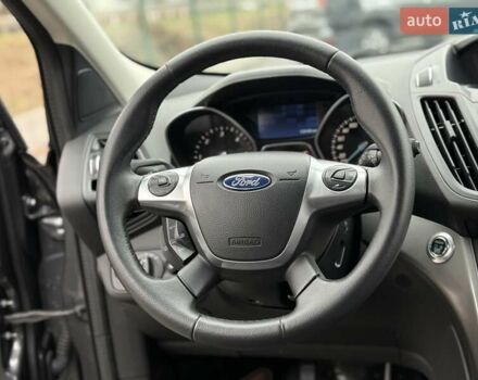 Серый Форд Куга, объемом двигателя 2 л и пробегом 130 тыс. км за 14800 $, фото 41 на Automoto.ua