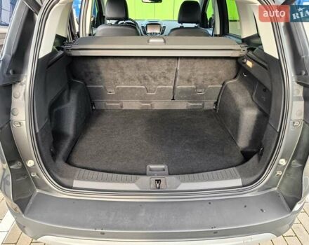 Серый Форд Куга, объемом двигателя 2 л и пробегом 140 тыс. км за 16500 $, фото 31 на Automoto.ua