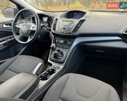 Серый Форд Куга, объемом двигателя 1.5 л и пробегом 181 тыс. км за 10800 $, фото 18 на Automoto.ua